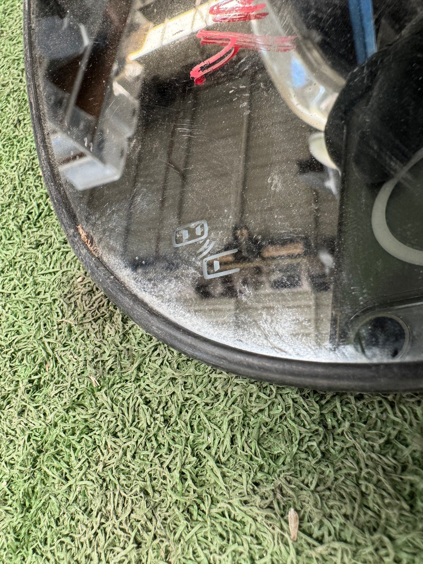 TOYOTA YARIS SIDE MIRROR GLASS RH (SMG033)