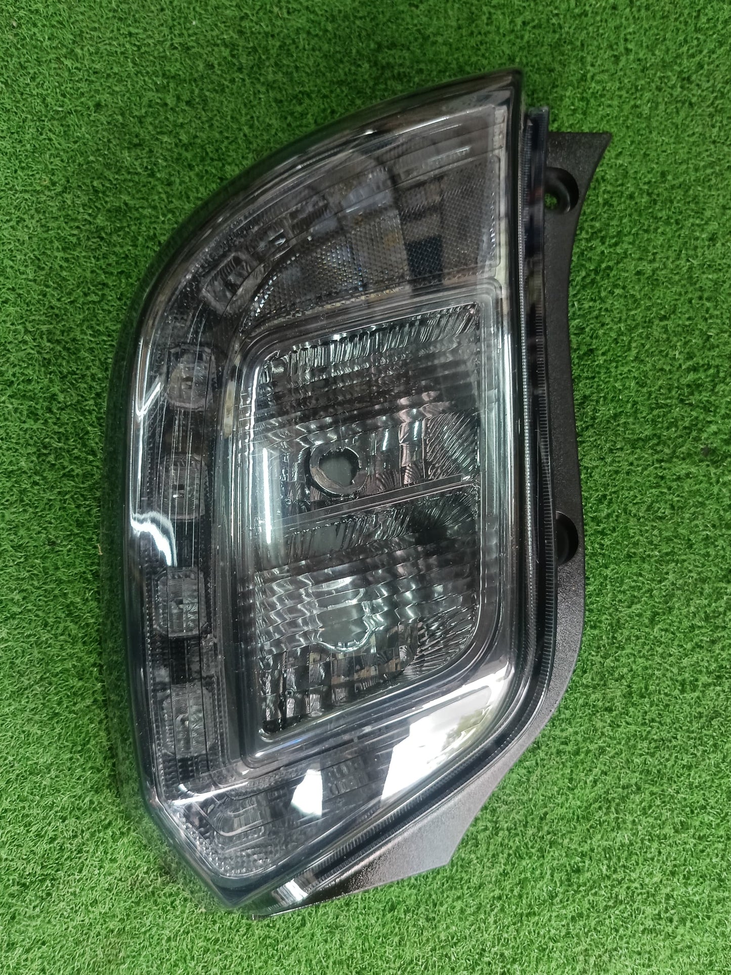 PERODUA AXIA 2014 TAIL LAMP LH  (SMOKE) (JP116-56A-A1-L)