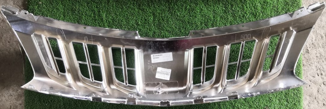 MITSUBISHI TRITON FRONT CHROME GRILLE (MB0719301)