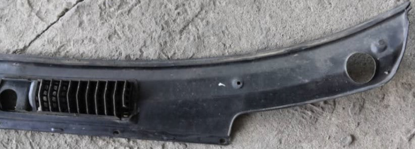 MITSUBISHI MIRAGE WIPER GRILLE LH/RH SET (MB319916)
