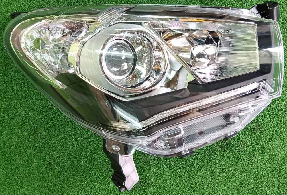 PERODUA MYVI ICON SE 2015 HEAD LAMP RH (RP) PROJ TYC (MYVI015-180001T)