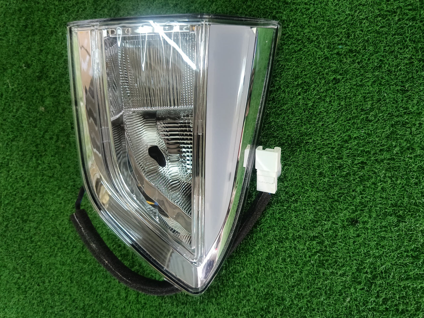 PERODUA MYVI 2018 BACKUP LAMP (WHITE/CLEAR) LH (PDV02E-4037A-LNWA)