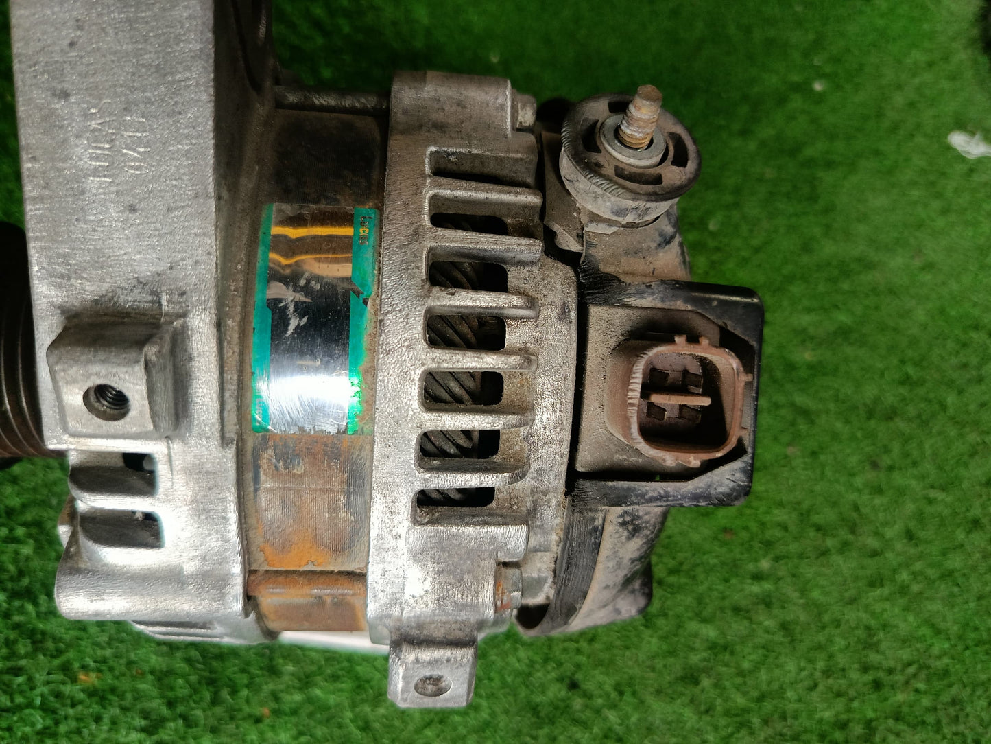 TOYOTA PRADO ALTERNATOR (1000PR001)