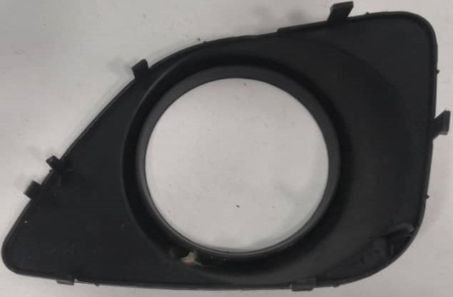 PERODUA VIVA ELITE FOG LAMP COVER GOT HOLE RH (PD-416)