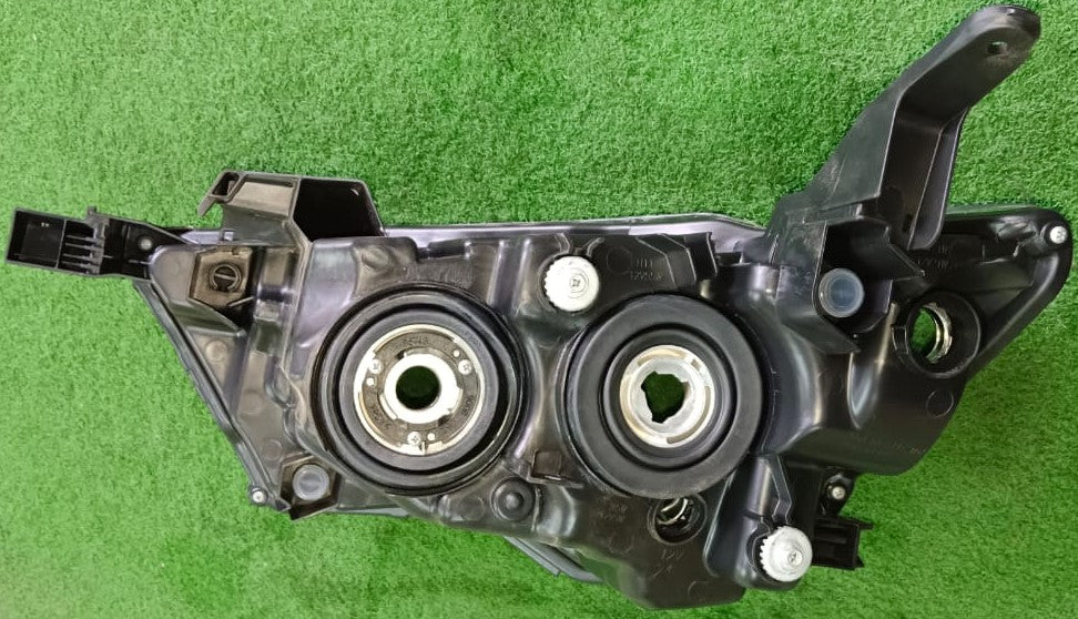 PERODUA BEZZA 2016 HEAD LAMP RH (PDB01A-4031A-RNND) (NEW)