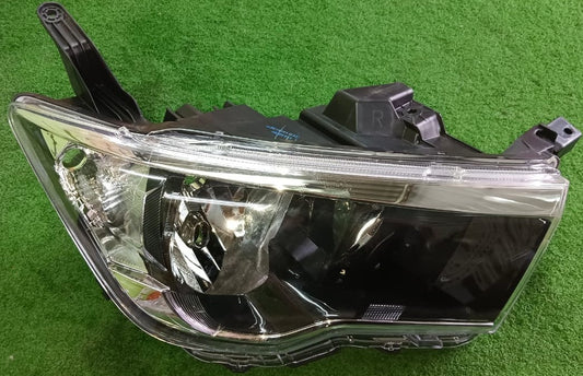 PERODUA BEZZA 2016 HEAD LAMP RH (PDB01A-4031A-RNND)