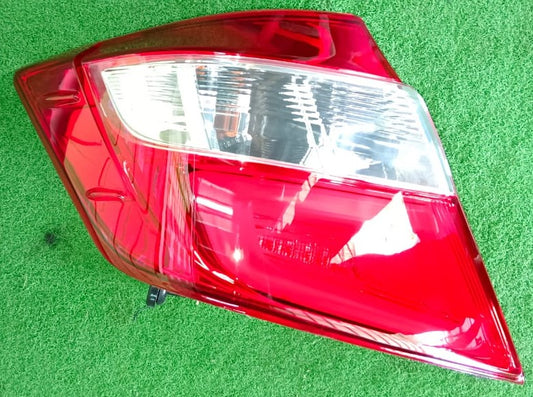 PERODUA BEZZA TAIL LAMP LEFT (PDB01A-4036A-LNNA)