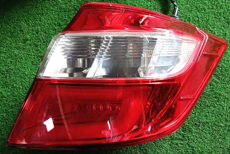 PERODUA BEZZA TAIL LAMP RIGHT (PDB01A-4036A-RNNA)