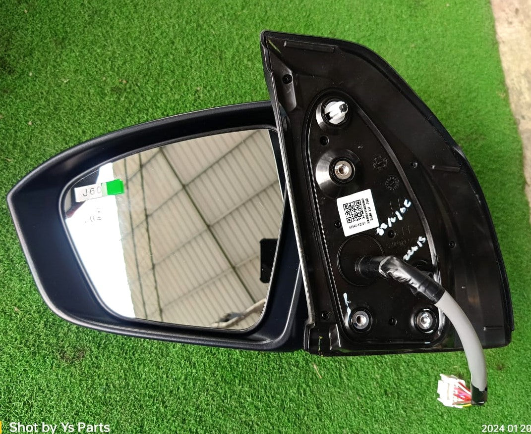 PERODUA ATIVA 1.0 AV 2021 SIDE MIRROR 10 WIRE WITH LAMP (AUTO FOLDABLE) LH (PDT01A-2650T-LPNG) (87940-BZP50) (OEM)