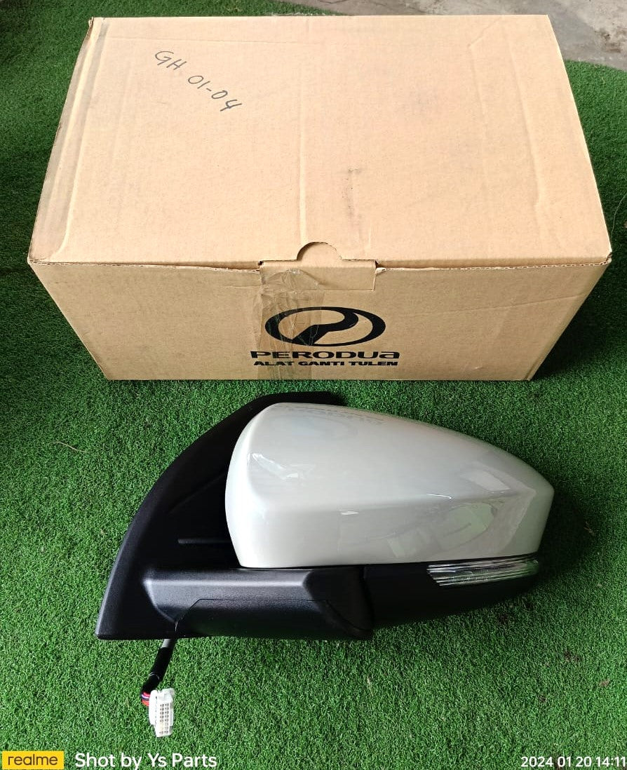 PERODUA ATIVA 1.0 AV 2021 SIDE MIRROR 10 WIRE WITH LAMP (AUTO FOLDABLE) LH (PDT01A-2650T-LPNG) (87940-BZP50) (OEM)