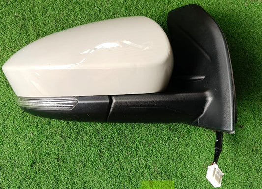 PERODUA ATIVA 1.0 AV 2021 SIDE MIRROR 10 WIRE WITH LAMP (AUTO FOLDABLE) RH (PDT01A-2650T-RPNG) (87910-BZP70) (OEM)