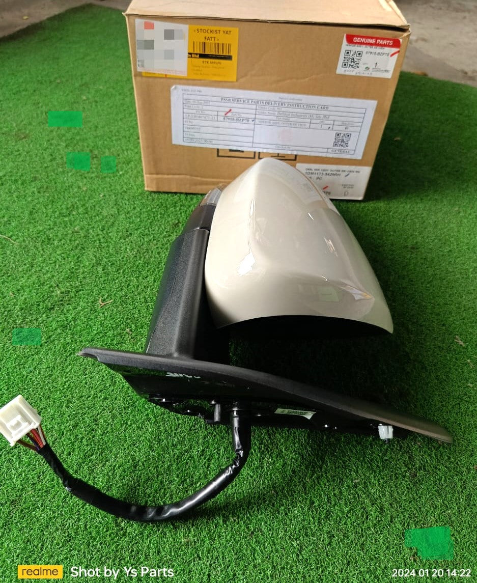 PERODUA ATIVA 1.0 AV 2021 SIDE MIRROR 10 WIRE WITH LAMP (AUTO FOLDABLE) RH (PDT01A-2650T-RPNG) (87910-BZP70) (OEM)