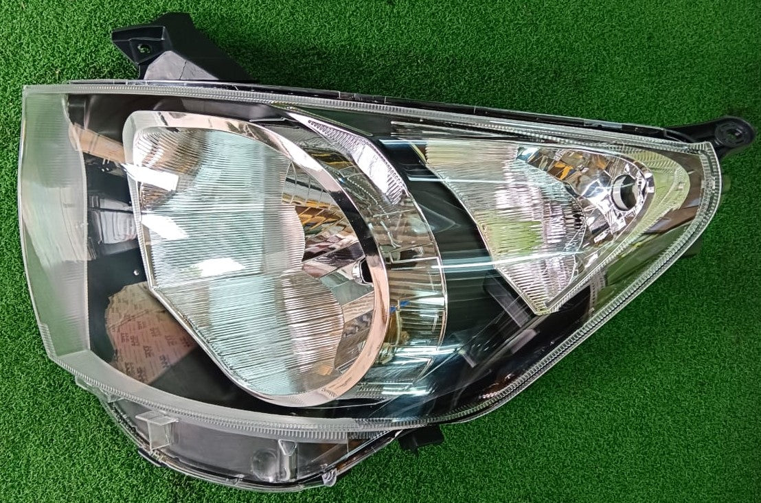 PERODUA AXIA 2014 HEAD LAMP LH (PDX01A-4031A-LNNA)