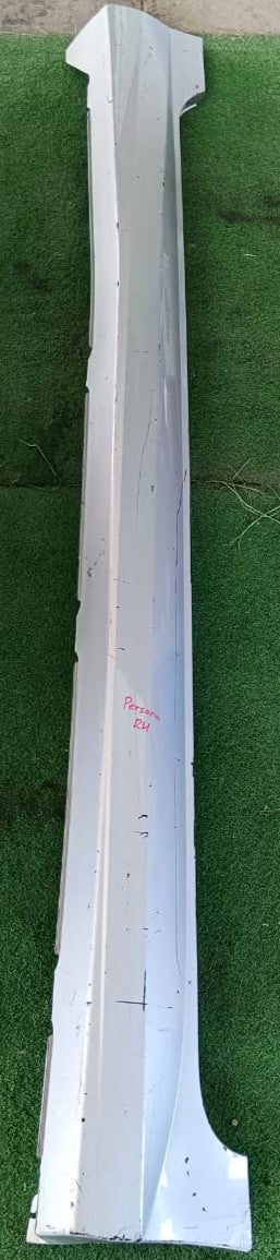 PROTON PERSONA SIDE SKIRT SILVER RH (B) (PW931106)