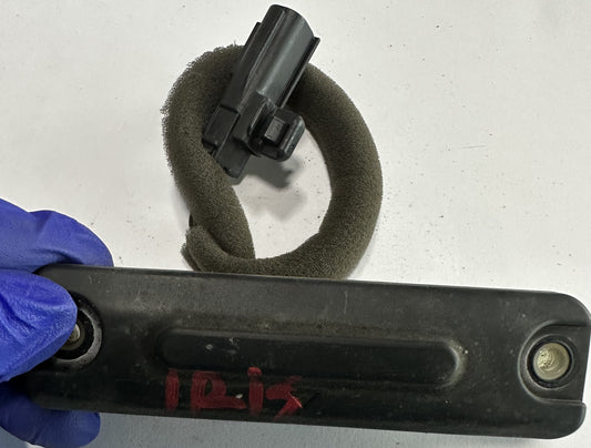 PROTON IRIZ REAR TAIL GATE BONNET HANDLE SWITCH (PW951571)