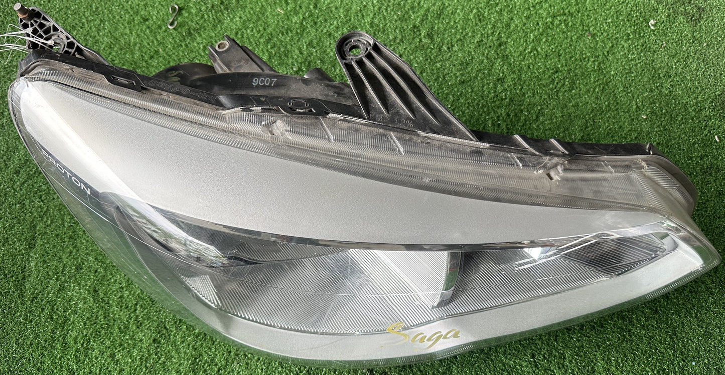 PROTON SAGA VVT HEAD LAMP RH (PW952992)