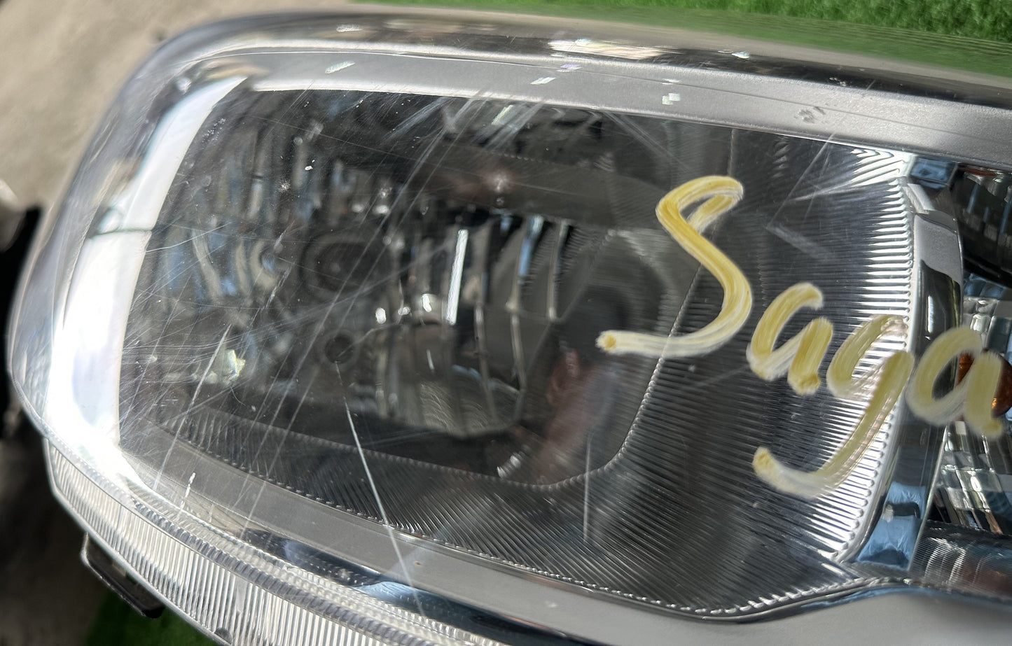 PROTON SAGA VVT HEAD LAMP RH (PW952992)