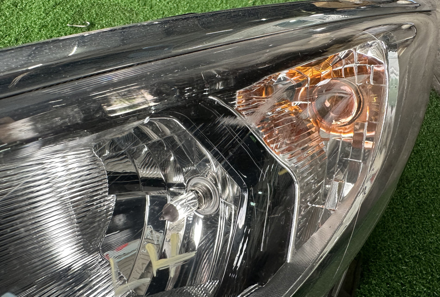 PROTON PERSONA VVT HEAD LAMP LH (PW953693)