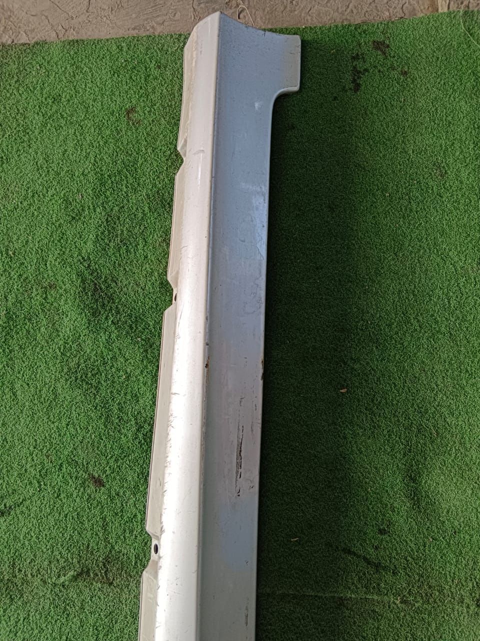 TOYOTA AVANZA SIDE SKIRT SILVER LH (PZ039-BZ001-1)
