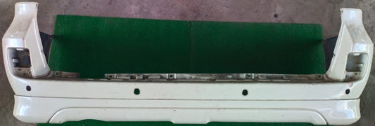 TOYOTA LAND CRUISER UJR200 REAR BUMPER WHITE (RB00009)