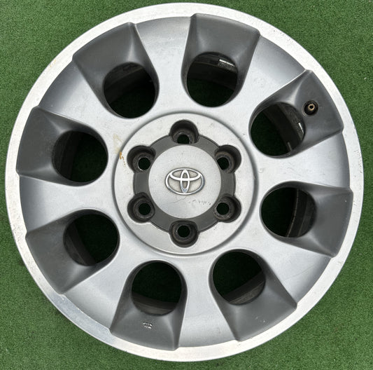 TOYOTA FJ CRUISER 6HOLE 17X7.5J RIM (RIM00003)
