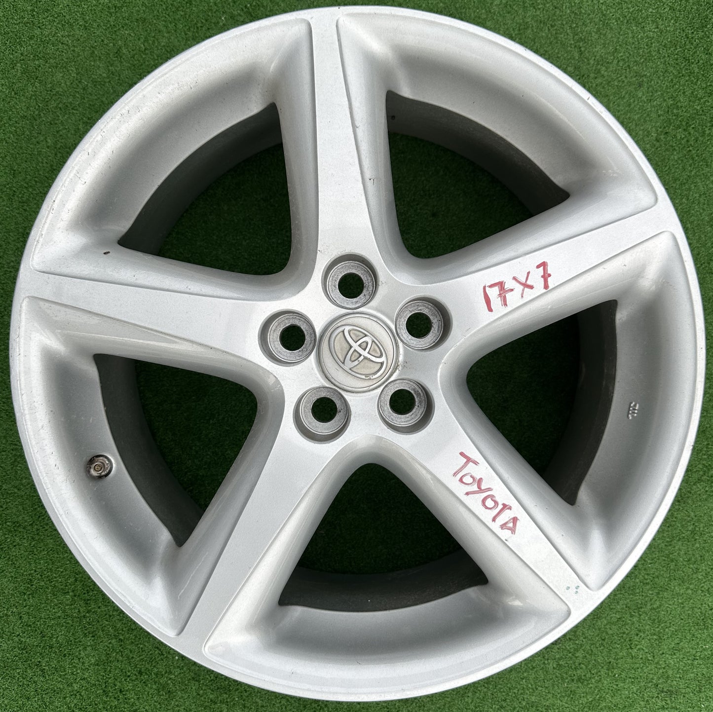 TOYOTA CALDINA 5HOLE 17X7JJ RIM (RIM00011)