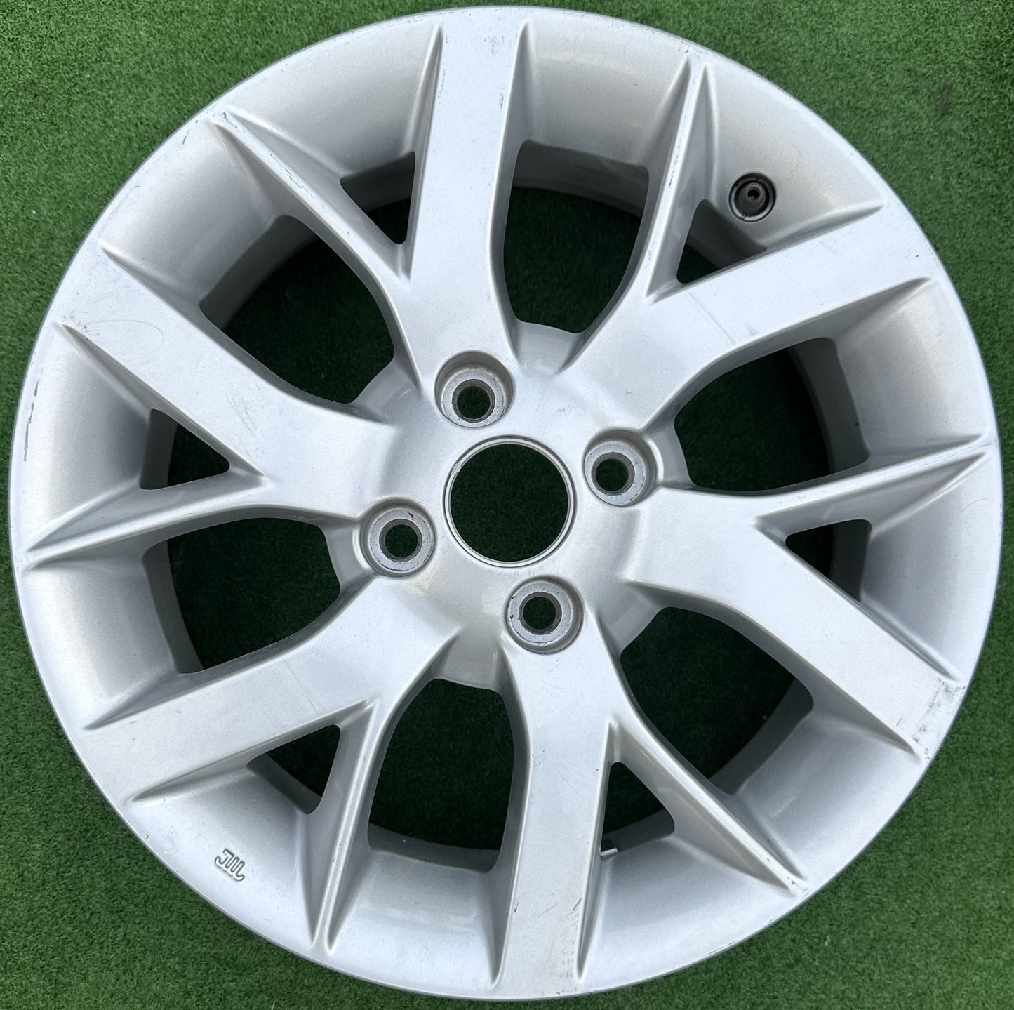 NISSAN VERSA 4HOLE 15X5.5J RIM (RIM00070)