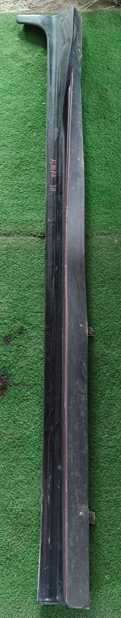 NISSAN ALMERA N17 SIDE SKIRT BLACK (B) (SS005)