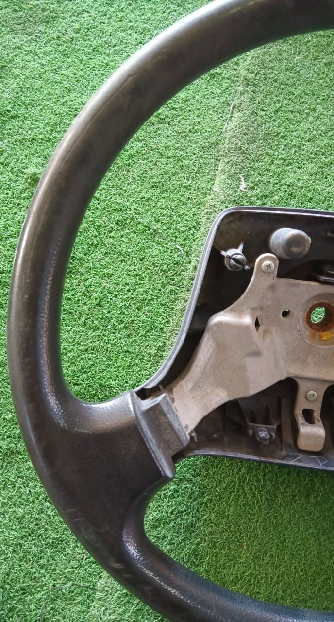 TOYOTA DYNA TKG-XZC605 STEERING WHEEL (SW00080)
