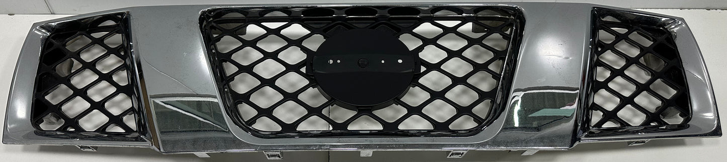 NISSAN D40 FRONT GRILLE (T00007)