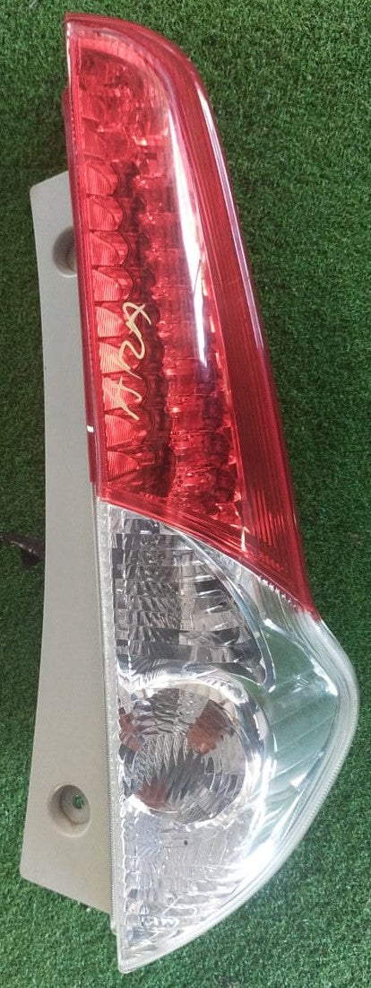 PERODUA ALZA TAIL LAMP RH (TL00104)