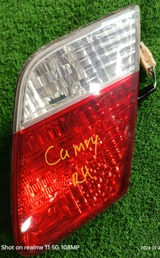 TOYOTA CAMRY TAIL LAMP RH (THAI) (TL00126)