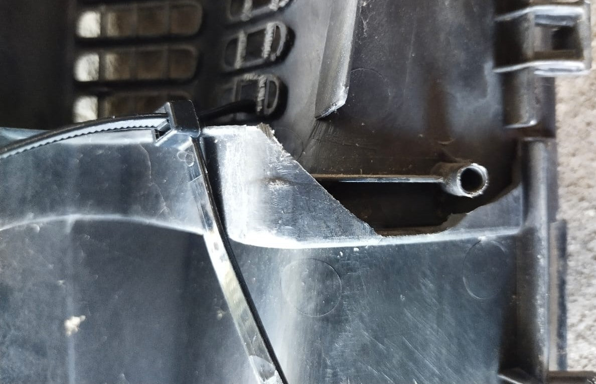 MYVI WIPER GRILLE LH/RH (WPS0010)