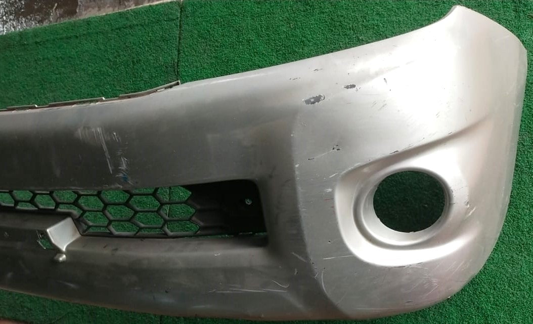 TOYOTA VIGO FRONT BUMPER SILVER (B) (52119-0K350)