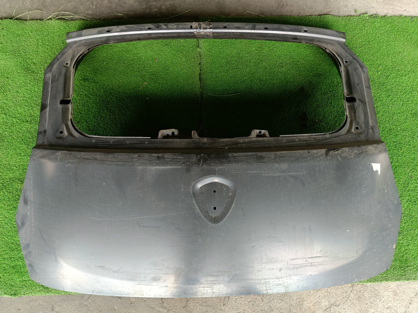 PROTON IRIZ 2014 TAIL GATE WITH SPOILER HOLE (PRI01A-271PA-NFNA)