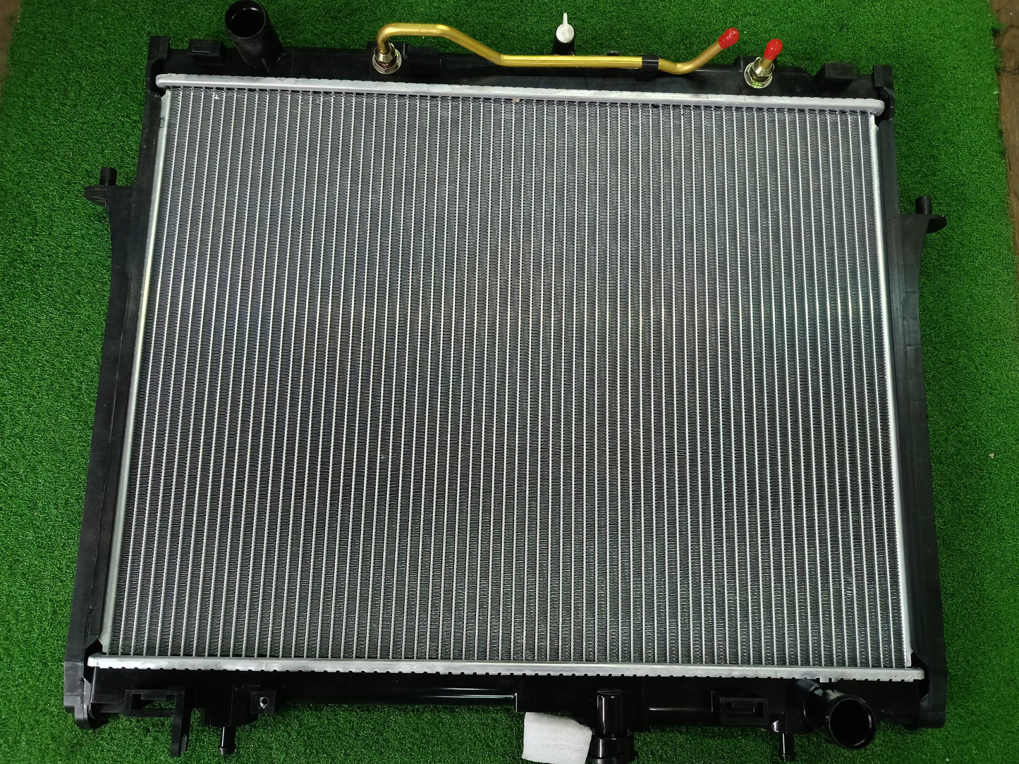 ISUZU DMAX 12 RADIATOR -ATM PA26 (RP) DMAX012-21000AT