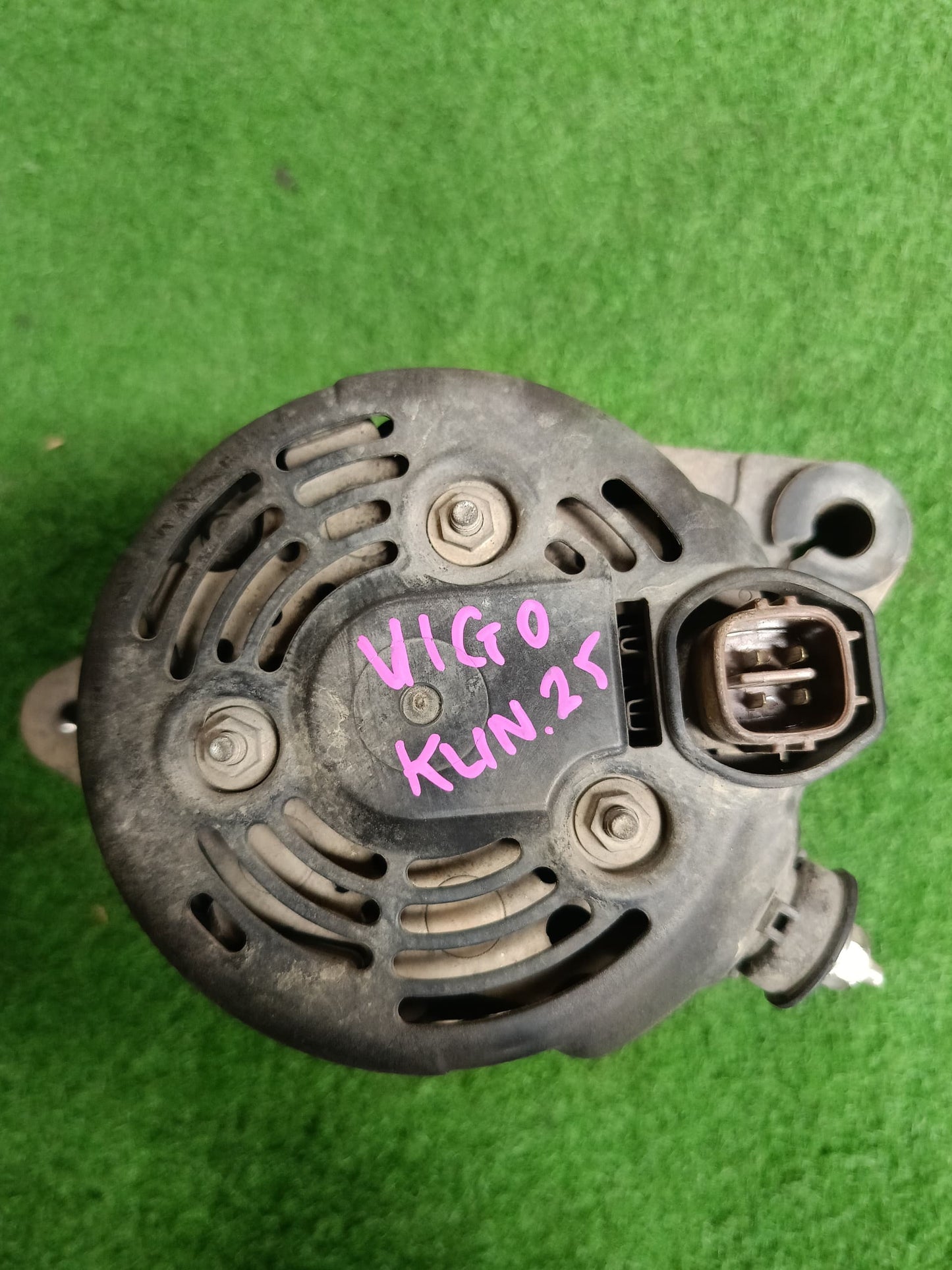 TOYOTA VIGO KUN25 ALTERNATOR (U) 27060-0L022-U