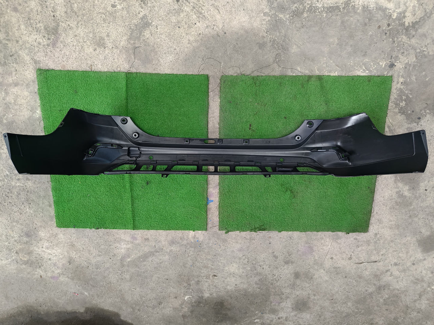 PERODUA ARUZ 1.5 X 2019 REAR BUMPER (NEW) [PDM02A-2911A-NNNA]
