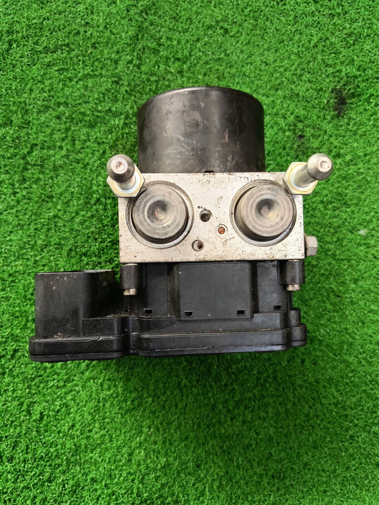 MITSUBISHI ASX ABS PUMP (4670A643)