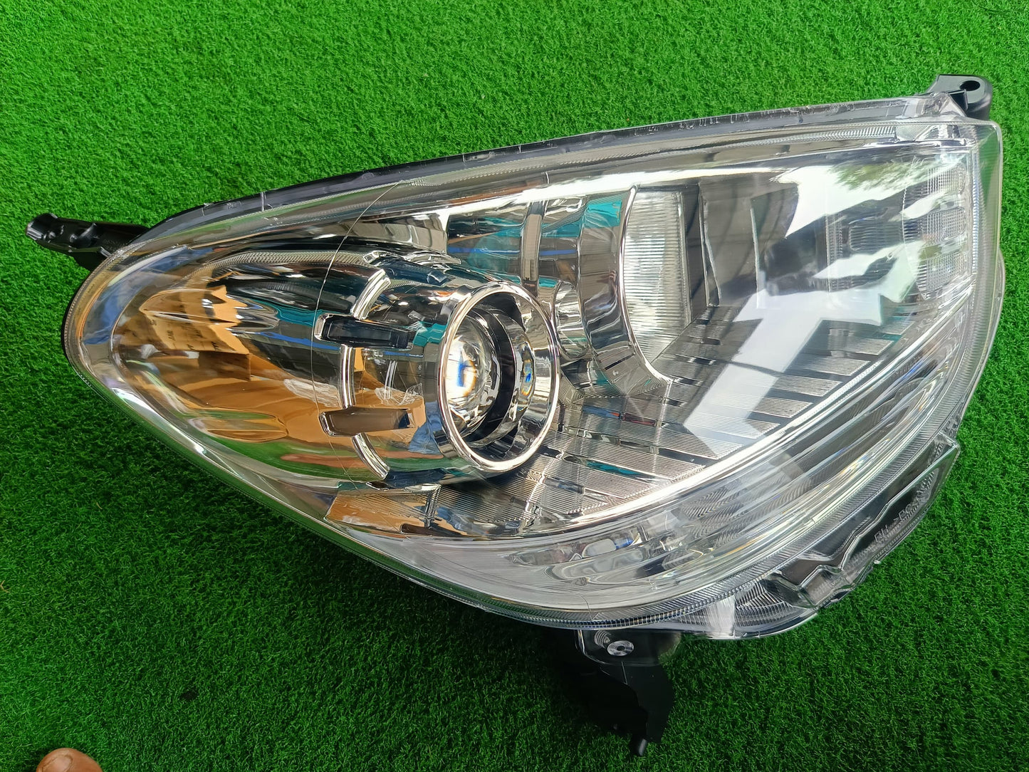 PERODUA MYVI 1.3 2011 HEAD LAMP RIGHT (PDV02A-4031A-RNND)(NEW)