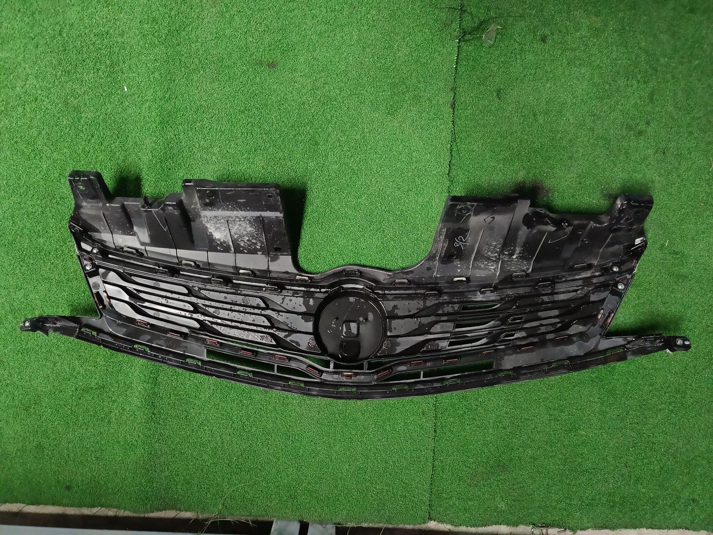 PROTON IRIZ GRILLE (PW936777)