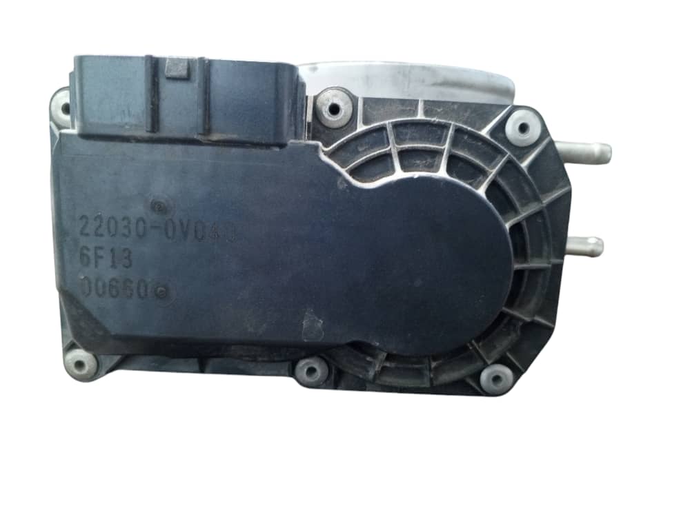 TOYOTA CAMRY THROTTLE BODY (22030 0V040)