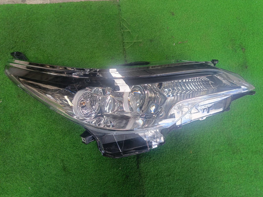 TOYOTA FORTUNER 2015 HEAD LAMP WITH MOTOR RIGHT (TYF01A-4031A-RNND)