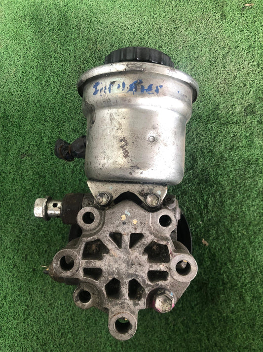 TOYOTA FORTUNER 2TR STEERING PUMP (SP0019)