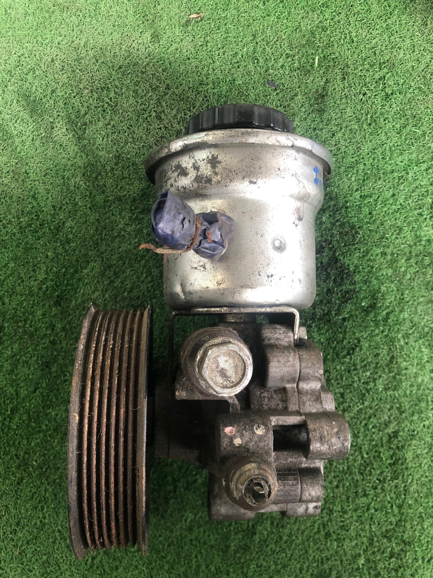 TOYOTA FORTUNER 2TR STEERING PUMP (SP0019)