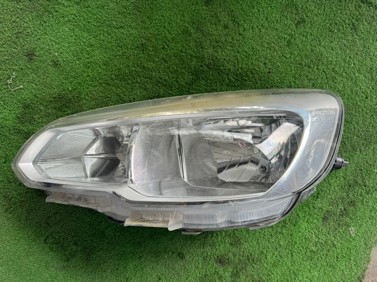 PROTON SAGA VVT HEAD LAMP RH (HL0054)