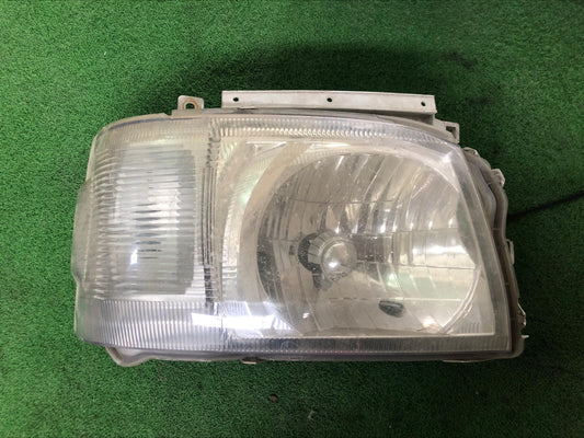 TOYOTA HIACE HEAD LAMP RH (HL0058)