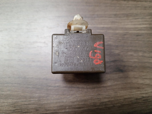 TOYOTA HILUX VIGO RELAY FLASHER (U) [81980-06030]