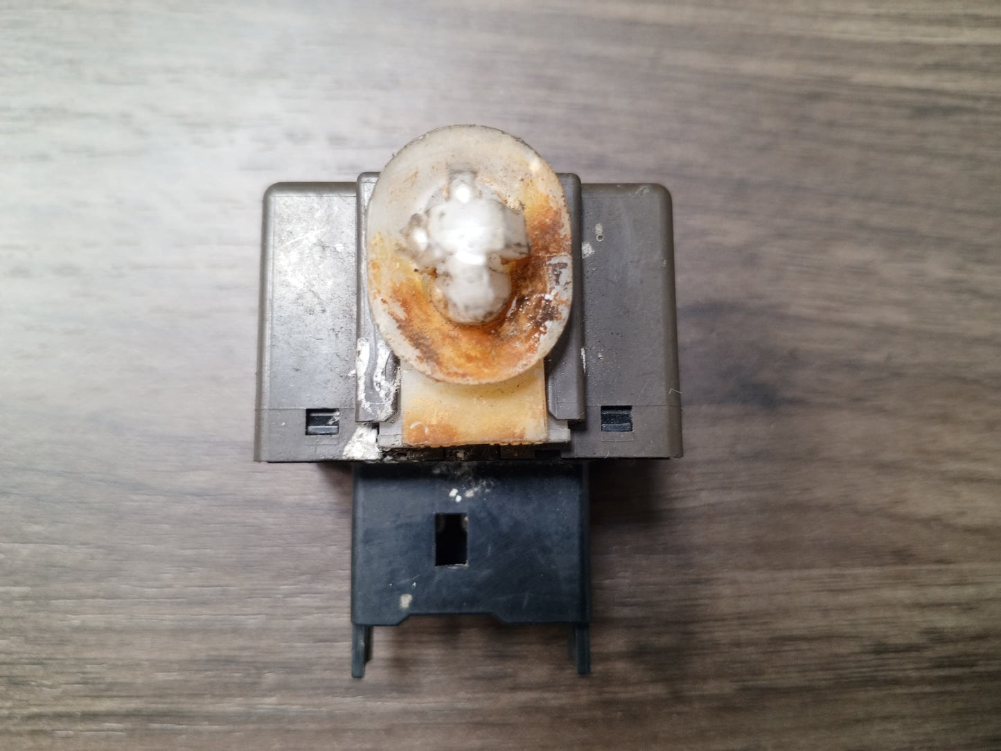 TOYOTA HILUX VIGO RELAY FLASHER (U) [81980-06030]