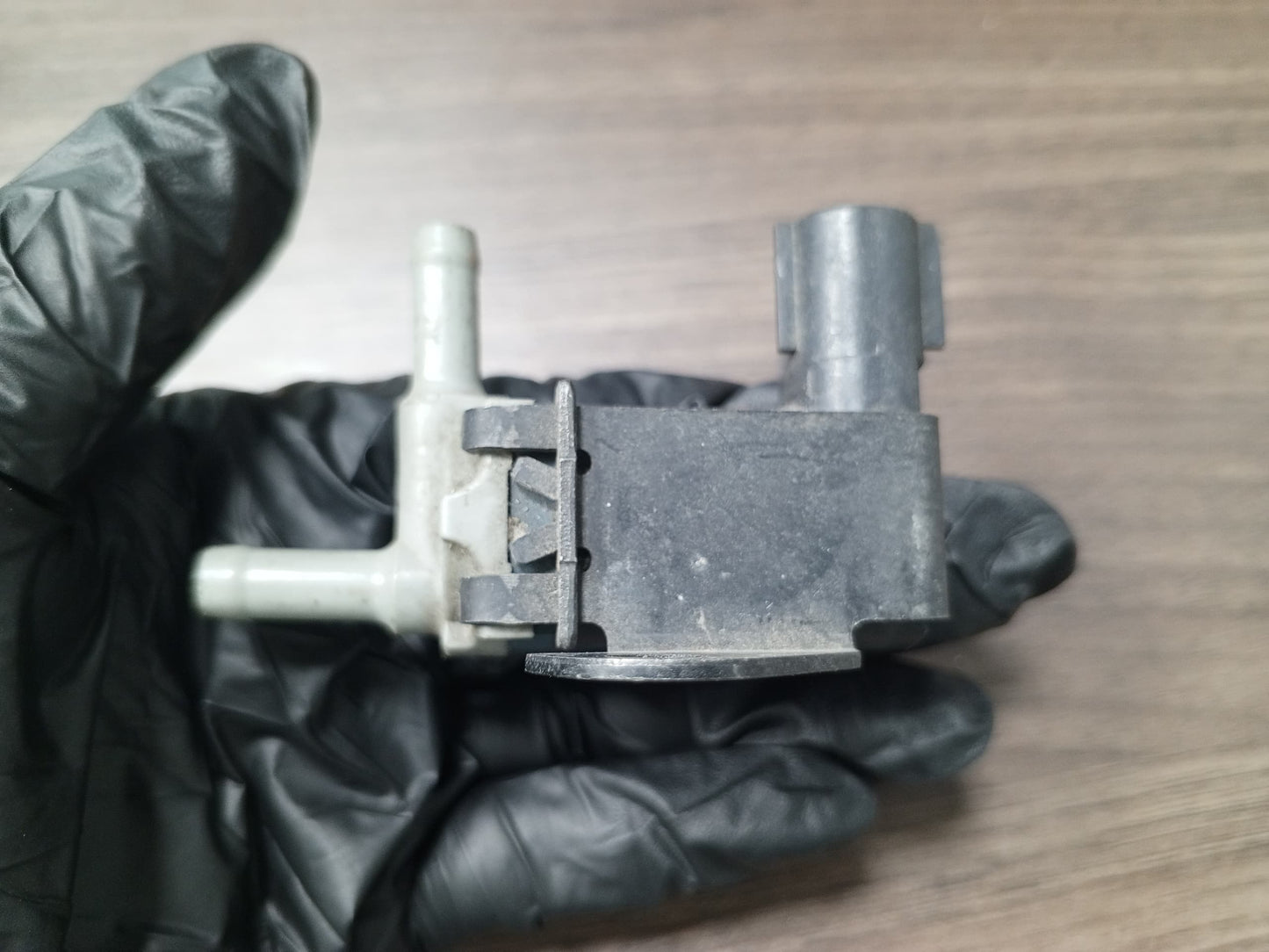 TOYOTA AVANZA VACUUM VALVE (U) [17650-97207]